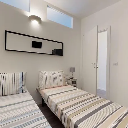 Luxury 2 Bedrooms Апартаменты Милан