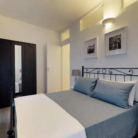 Апартаменты Luxury 2 Bedrooms *